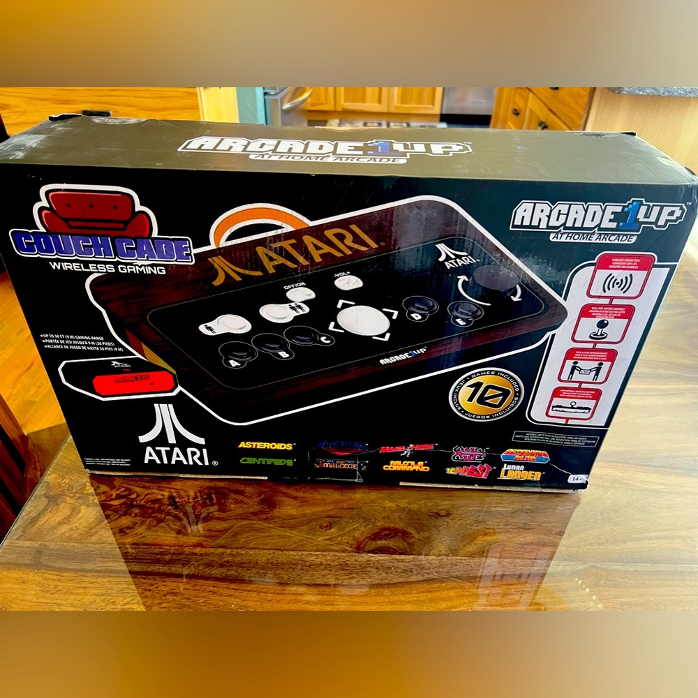 ATARI GAME CONSOLE